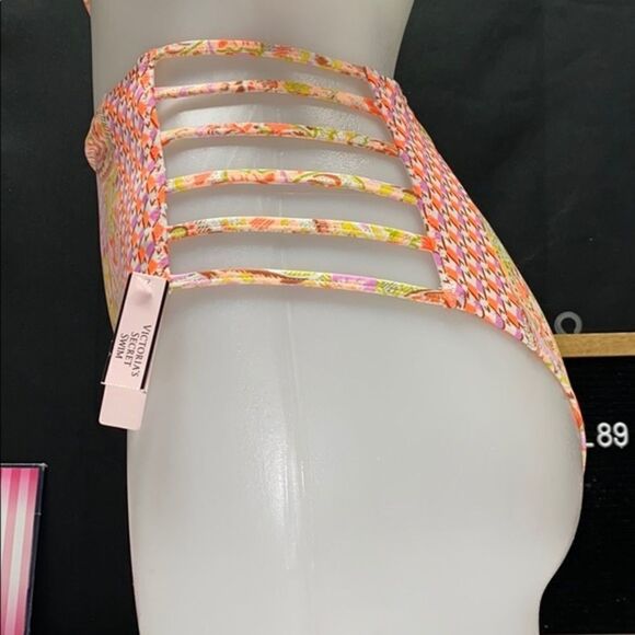 New ❤️ Victoria Secret Swimsuit 2PC 32C/M - Picture 8 of 10